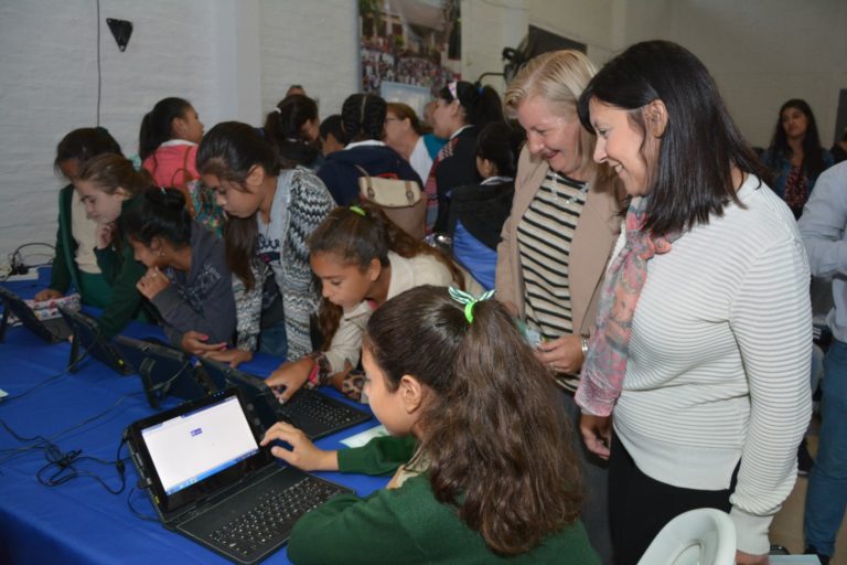 Mini Poder Legislativo: Una moderna herramienta para que los niños chaqueños aprendan de una manera divertida