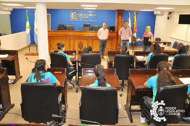 Estudiantes de Barranqueras participaron del Programa El Poder Legislativo y la Escuela