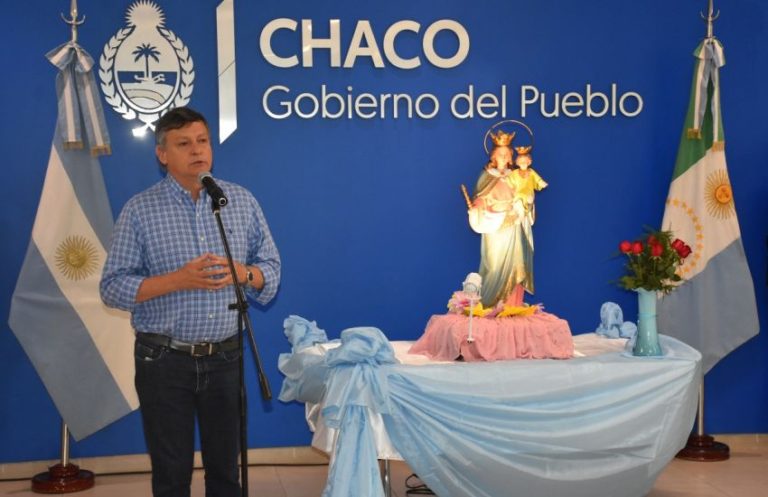 PEPPO RECIBIÓ LA IMAGEN DE LA VIRGEN MARÍA AUXILIADORA EN CASA DE GOBIERNO