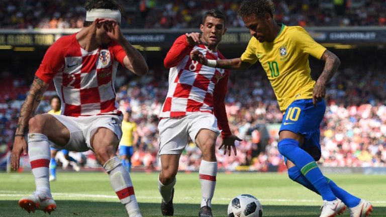 Neymar se lució en el partido contra uno de los rivales de Argentina Croacia cayó ante Brasil por 2 a 0