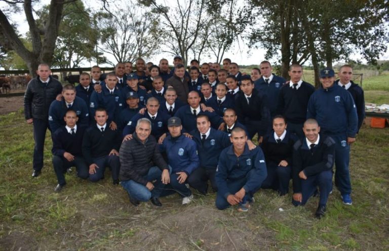 65° ANIVERSARIO DE LA POLICÍA DEL CHACO: PEPPO RATIFICÓ EL OBJETIVO DE FORMAR AGENTES AL SERVICIO DEL CIUDADANO