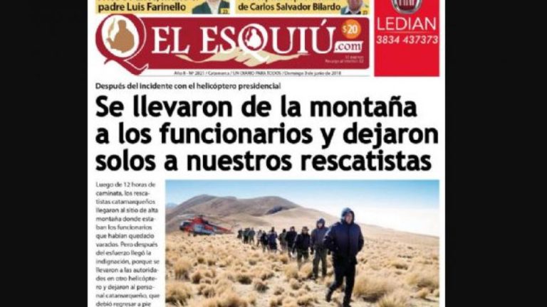 Medios catamarqueños denunciaron el “abandono” de los bomberos Los funcionarios en helicóptero, los rescatistas a pie