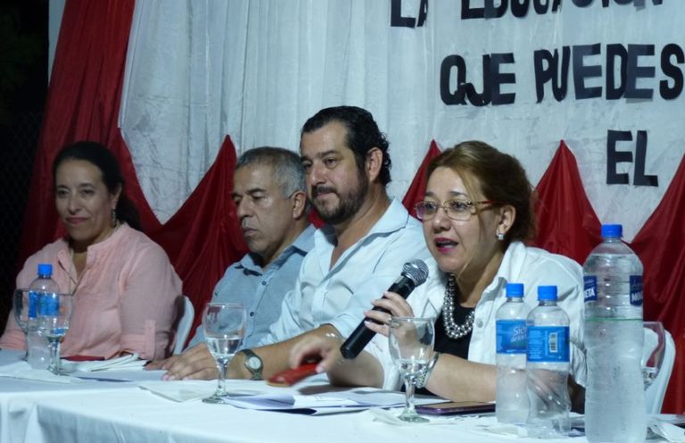 EDUCACIÓN INICIÓ CAMPAÑA PARA FORTALECER LA LECTURA CON LA ENTREGA DE 1000 LIBROS POR MUNICIPIO