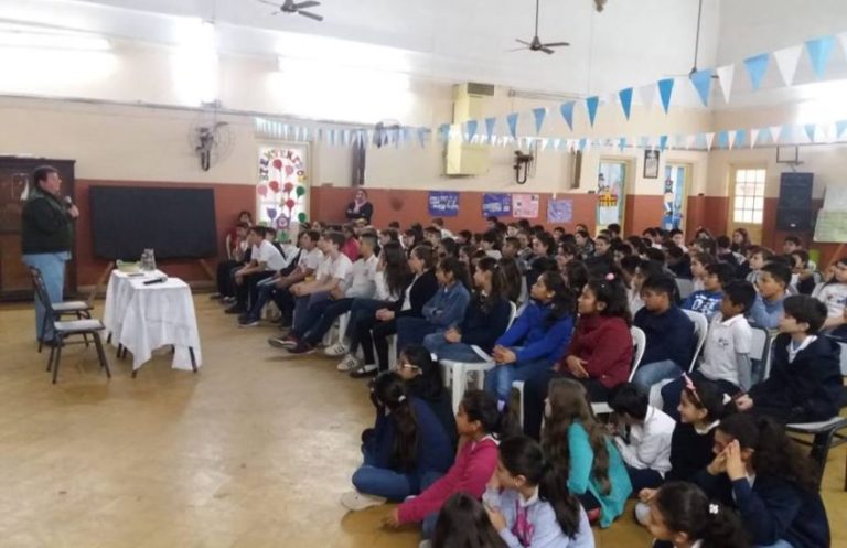 INFANCIA SALUDABLE: TALLERES DE PREVENCIÓN Y PROMOCIÓN EN ESCUELAS DE SÁENZ PEÑA