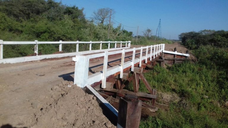 NUEVO PUENTE SOBRE EL RIO GUAYCURU BENEFICIA A UNA AMPLIA ZONA PRODUCTIVA  DE PAMPA DEL INDIO