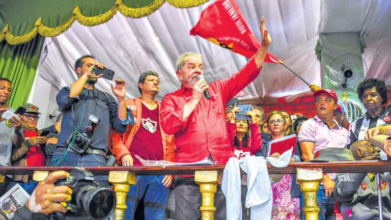 Sobreseyeron al ex presidente brasileño en la causa por obstrucción a la Justicia Un fallo a favor de la inocencia de Lula