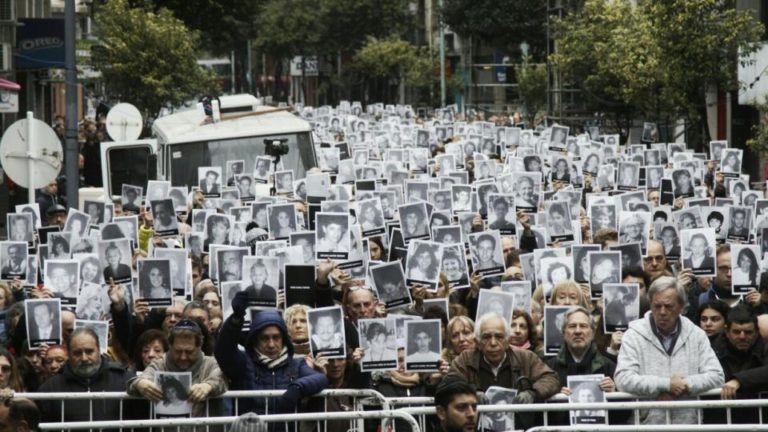 El acto oficial por los 24 años del atentado a la AMIA Justicia y acusaciones políticas