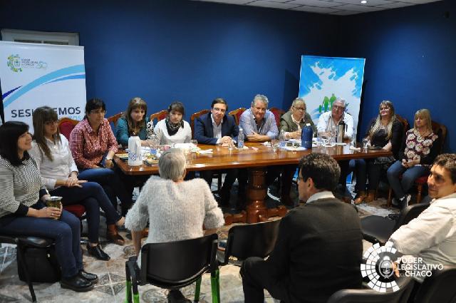 Sesionemos Juntos: legisladores otorgaron audiencias a vecinos de Hermoso Campo