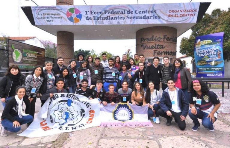 30 JÓVENES CHAQUEÑOS PARTICIPAN DEL FORO FEDERAL DE CENTROS DE ESTUDIANTES EN FORMOSA