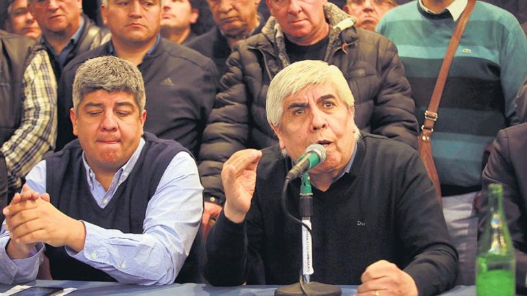 El sindicato calificó la decisión como «aberrante» La justicia laboral autorizó el embargo a Camioneros