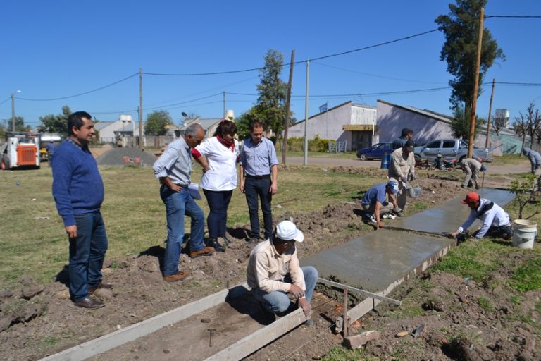 PRESIDENCIA DE LA PLAZA:INICIO DE CONSTRUCCIÓN DE VEREDAS PARA INSTITUCIONES EDUCATIVAS