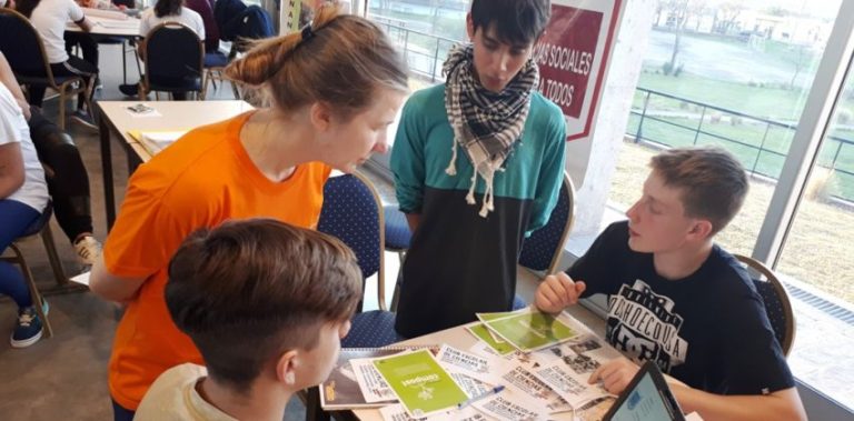 ESTUDIANTES CHAQUEÑOS PARTICIPARON DE ENCUENTRO NACIONAL DE CLUBES DE CIENCIA