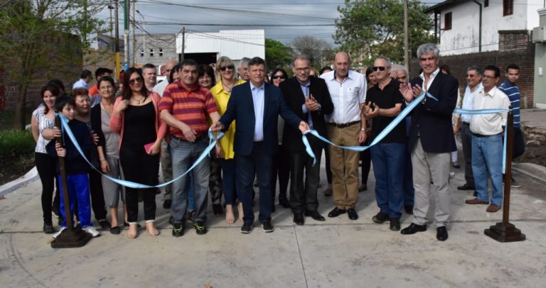 CON ENTREGA DE VIVIENDAS E INAUGURACIONES, PEPPO COMENZÓ LOS FESTEJOS POR EL ANIVERSARIO DE FONTANA