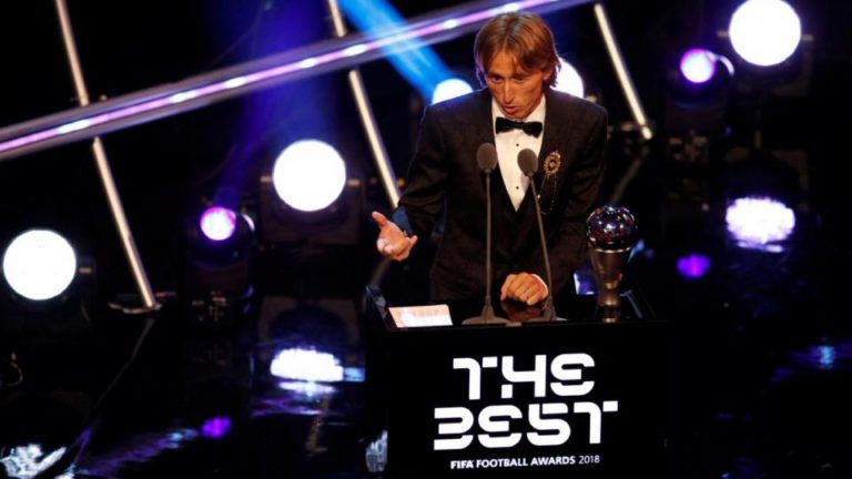 El croata fue elegido por la FIFA como el mejor jugador de la temporada Ni Messi ni Cristiano, Modric es The Best