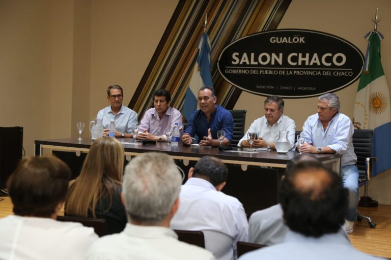 EL VICEGOBERNADOR SE REUNIÓ CON REFERENTES DE ESCUELAS TÉCNICAS DEL CHACO: «PLANIFICAMOS UN FUTURO CON MÁS OPORTUNIDADES PARA TODOS NUESTROS NIÑOS»