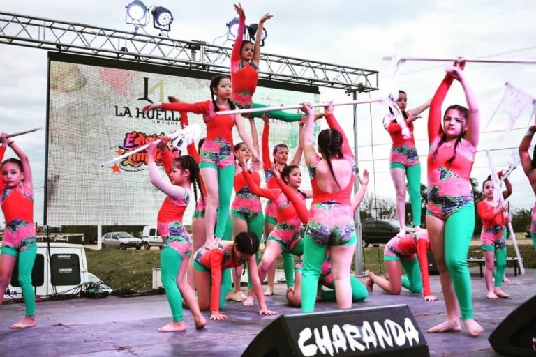 ESTE DOMINGO, LA JUVENTUD DE REÚNE EN LA PLAZA DEL ENCUENTRO EN LA VERDE