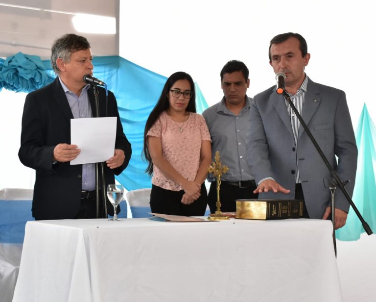 PEPPO TOMÓ JURAMENTO AL FLAMANTE INTENDENTE DE COLONIA BENÍTEZ