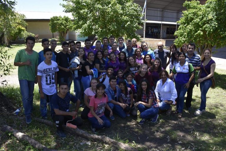 PEPPO DESTACÓ EL TRABAJO SOLIDARIO DE ALUMNOS DE LA EES N° 14: «SENTIMOS ORGULLO DE ESTA JUVENTUD VERDADERAMENTE MARAVILLOSA»