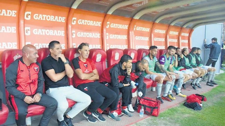 Empató sin goles frente a San Martín de Tucumán Colón se llevó lo que fue a buscar