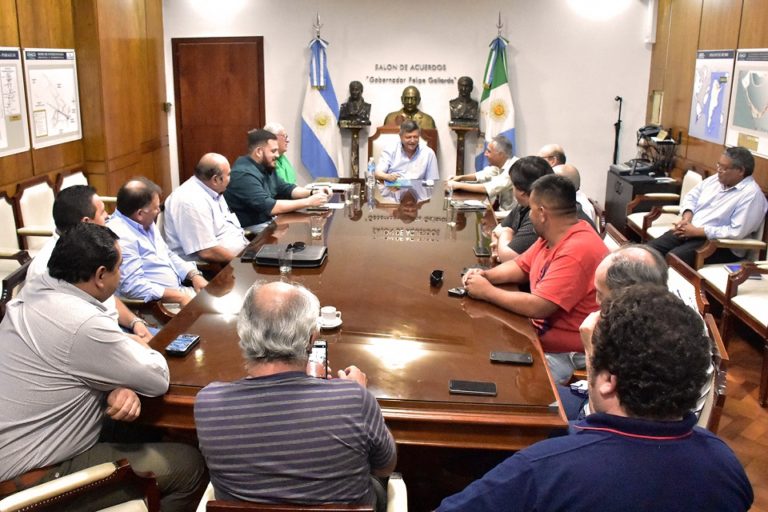 EL GOBERNADOR RECIBIÓ A DIRIGENTES DE CLUBES PROVINCIALES PARA TRABAJAR EN CONJUNTO