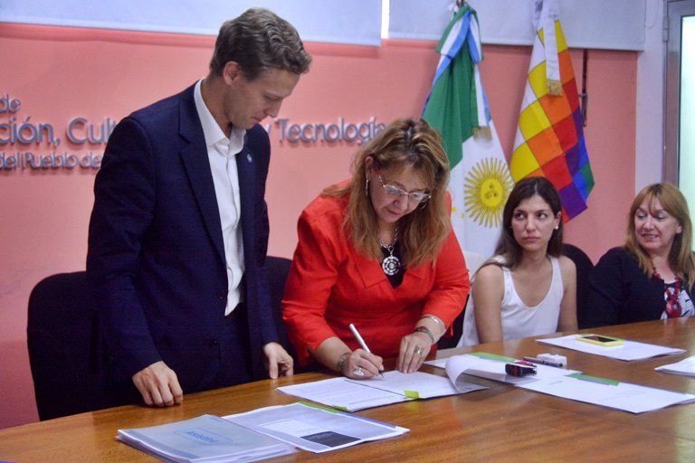 NACIÓN Y PROVINCIA LANZARON PROGRAMA PARA AUMENTAR LA TASA DE RETENCIÓN ESCOLAR