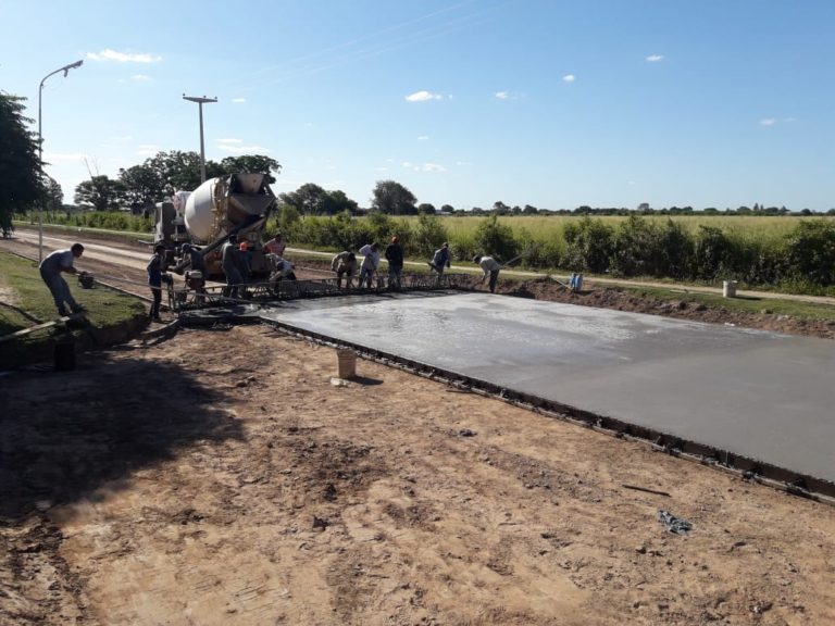 VIALIDAD PROVINCIAL: ETAPA FINAL EN LA PAVIMENTACIÓN DE LAS CALLES CÉNTRICAS DE PAMPA DEL INDIO