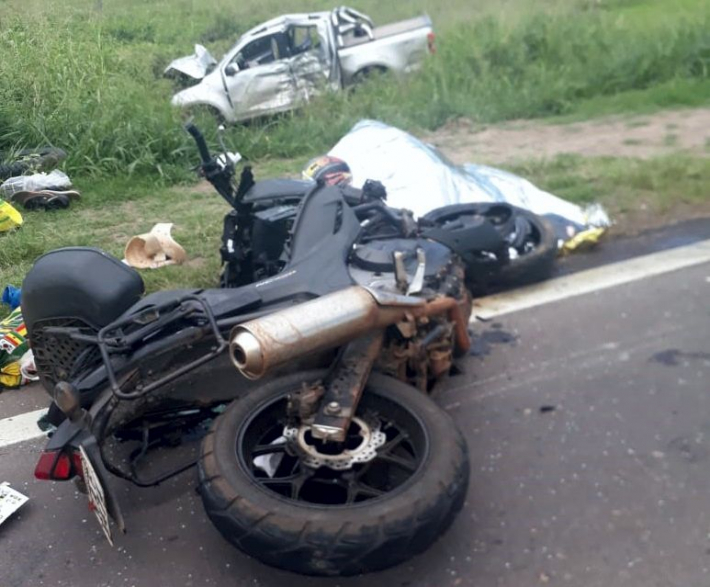 PRESIDENCIA DE LA PLAZA:Dos motociclistas brasileños y un villangelense murieron en un choque.