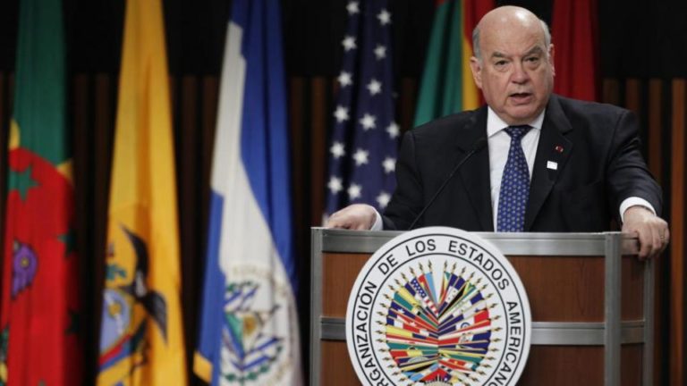 Ex secretario de la OEA desacreditó la ayuda humanitaria a Venezuela que organiza los Estados Unidos»Es un operativo político»