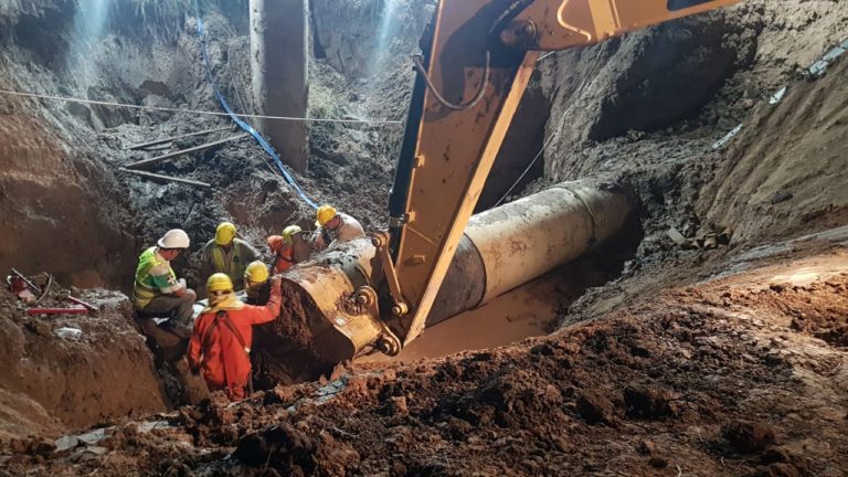 REPARACIÓN DEL SEGUNDO ACUEDUCTO: MAÑANA SE REACTIVARÁ EL BOMBEO DE BARRANQUERAS A SÁENZ PEÑA Y VILLA ÁNGELA