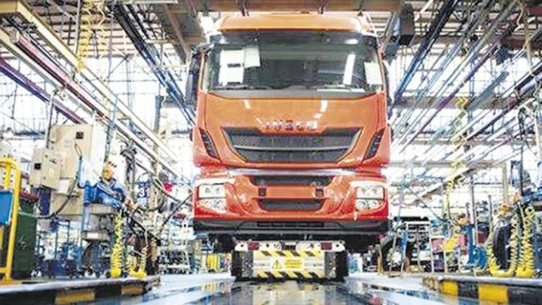 El sindicato de mecánicos analiza medidas de fuerza Iveco suspendió a 900 trabajadores