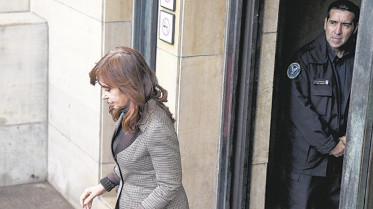 La causa por el Memorándum con IránLa Corte Suprema convalidó la prisión preventiva de Cristina Kirchner