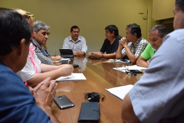 OCAMPO CON DOCENTES: «LLEGAMOS A UNA PROPUESTA QUE CONTEMPLA LO SALARIAL Y TAMBIÉN MEDIDAS PARA MEJORAR LA CALIDAD EDUCATIVA»