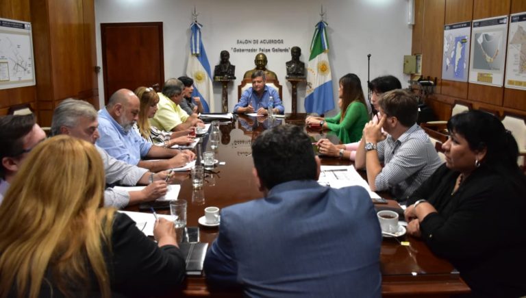 PEPPO SE REUNIÓ CON LEGISLADORES DEL ARCO OPOSITOR Y REMARCÓ LA URGENCIA DE REALIZAR OBRAS HÍDRICAS EN LAS LOCALIDADES AFECTADAS POR LAS INUNDACIONES