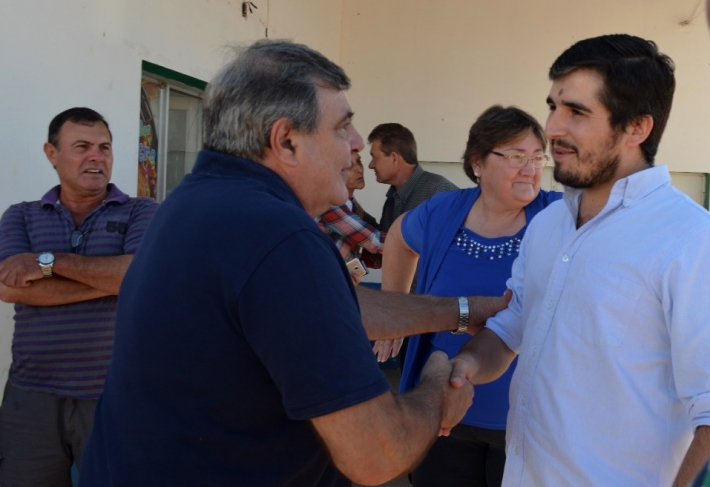 Peche visitó a los productores afectados por las inundaciones en Hermoso Campo