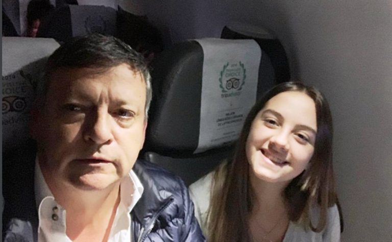 El gobernador aterrizó en el avión que luego despistó