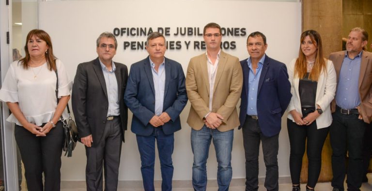 INSSSEP IMPLEMENTARÁ TRÁMITE JUBILATORIO ONLINE EN LA PROVINCIA: «ESTAMOS HACIÉNDOLE MÁS FÁCIL LA VIDA A NUESTROS JUBILADOS», SOSTUVO PEPPO