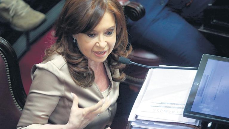 Cristina Kirchner: «Es un nuevo acto de persecución»