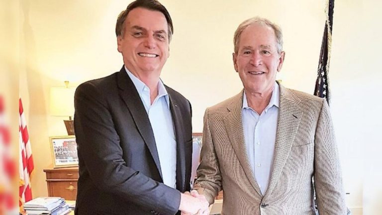 Bolsonaro se juntó con Bush y volvió a apuntar contra Cristina Kirchner