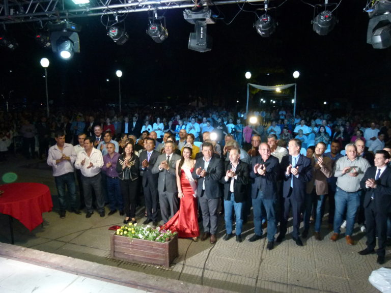 Peppo celebró junto a vecinos de Lapachito los 107 años de la localidad