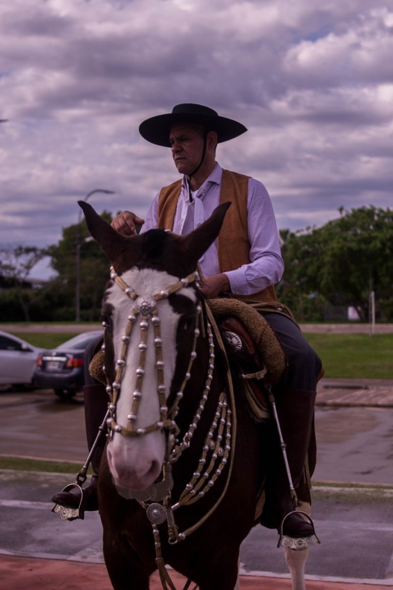 CHACO LANZÓ EL SEGUNDO FESTIVAL DE GAUCHO EN COLONIA POPULAR