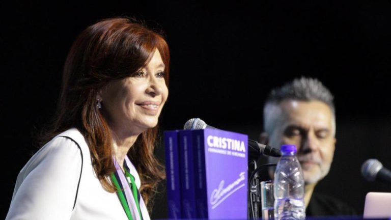 Cristina Kirchner pasó por Chaco con «Sinceramente» “Prefiero quedar en la Historia que en la tapa de los diarios”