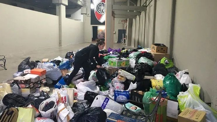 River abrió las puertas para que duerman las personas en situación de calle