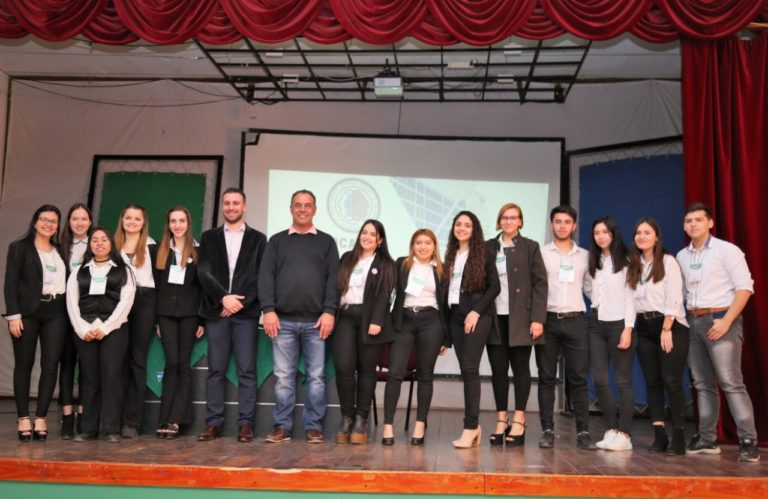 SÁENZ PEÑA: CAPITANICH PARTICIPÓ DE LA JORNADA CIENTÍFICA DE ESTUDIANTES DE LA UNCAUS