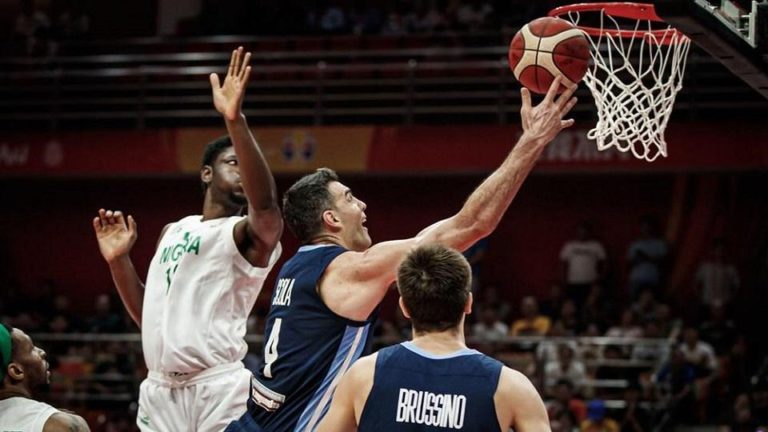 Mundial de básquet: Argentina venció a Nigeria con un Scola histórico