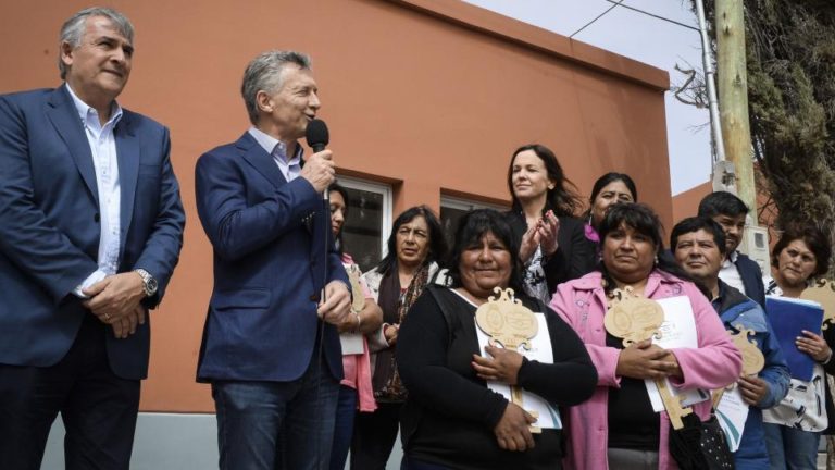 Macri convocó a la primera de las treinta marchas por su reelección