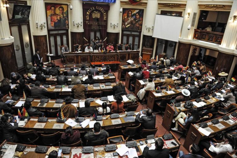 El nuevo tribunal electoral pondrá fecha a las presidenciales-Acuerdo en la asamblea legislativa de Bolivia