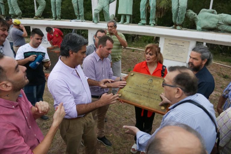 CAPITANICH ANUNCIÓ LA REPARACIÓN DEL MONUMENTO A LOS CAÍDOS EN LA MASACRE DE MARGARITA BELÉN