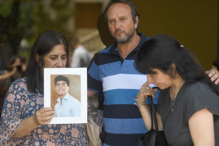 El padre del joven asesinado en Gesell: «Lo mataron como a un animal»