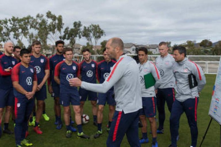 La selección masculina de fútbol de EE.UU. suspendió su visita a Qatar 