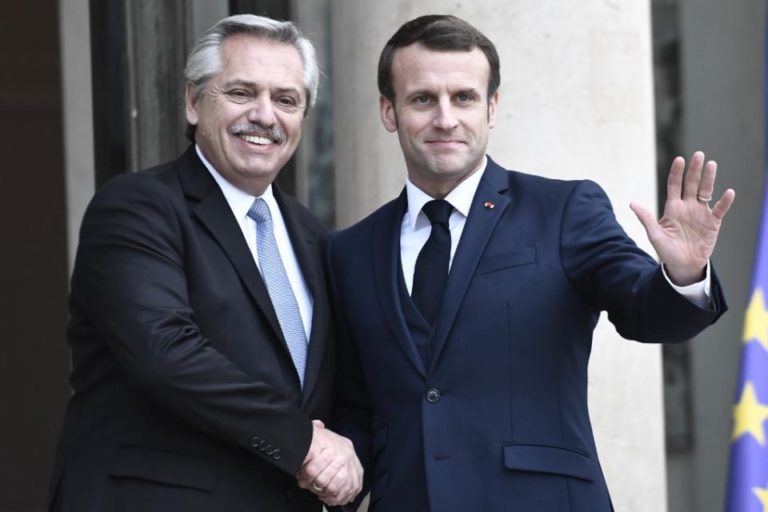 Apoyo de Emmanuel Macron a Alberto Fernández: “Francia lo acompañará y se movilizará con el FMI para ayudar a la Argentina”